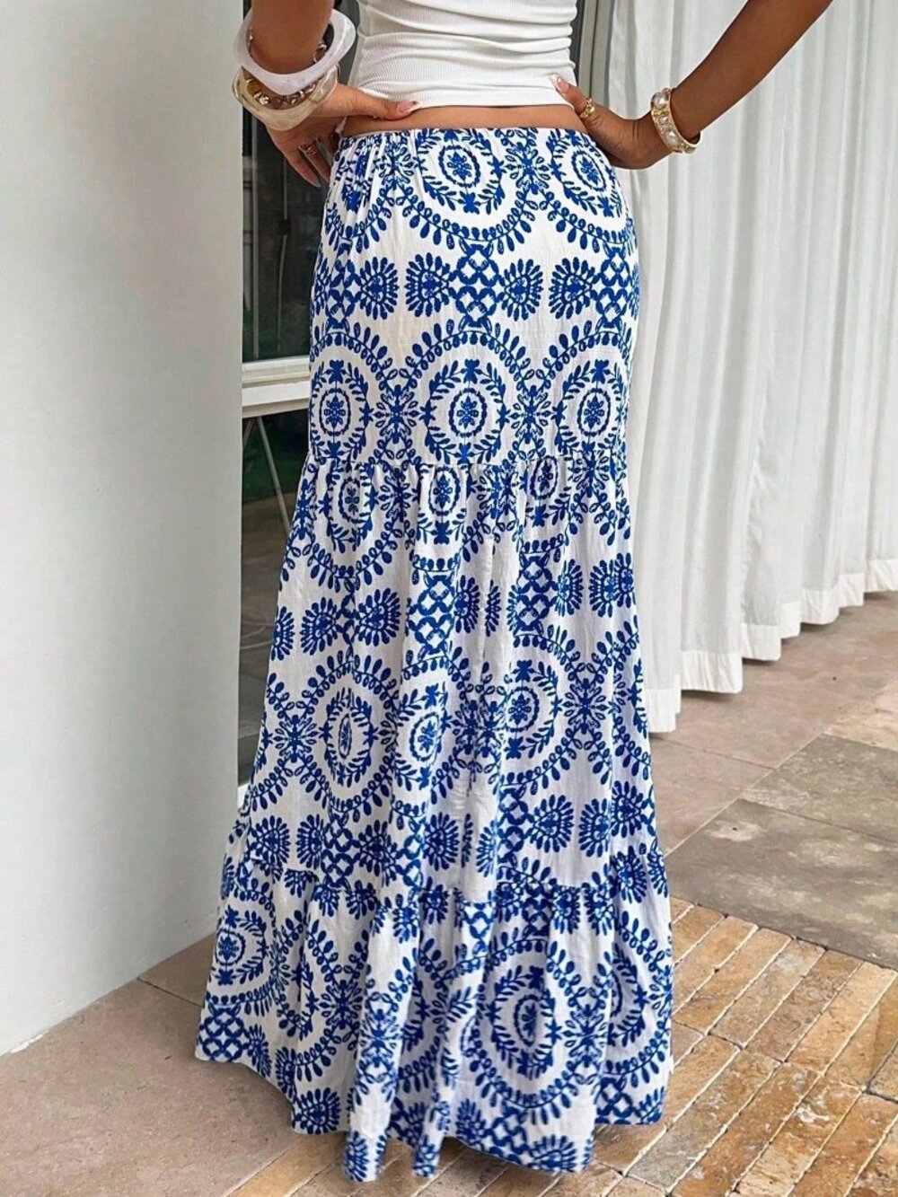 Blue And White Boho Women's Full Print Casual Loose Low Waist Skirt - Picture 2 of 7